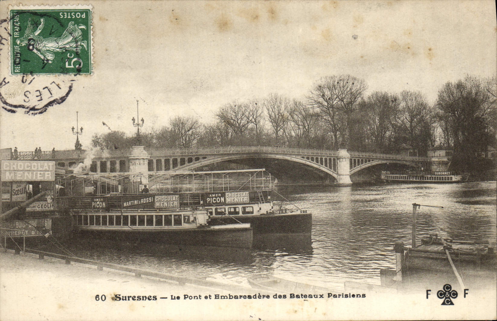 CPA Publicite Suresnes Le pont et embarcadere des bateaux parisiens Chocolat Menier Picon 