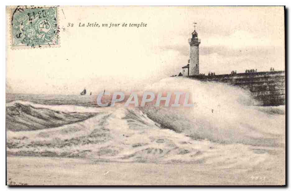 CPA Phare La jetee un jour de tempete 