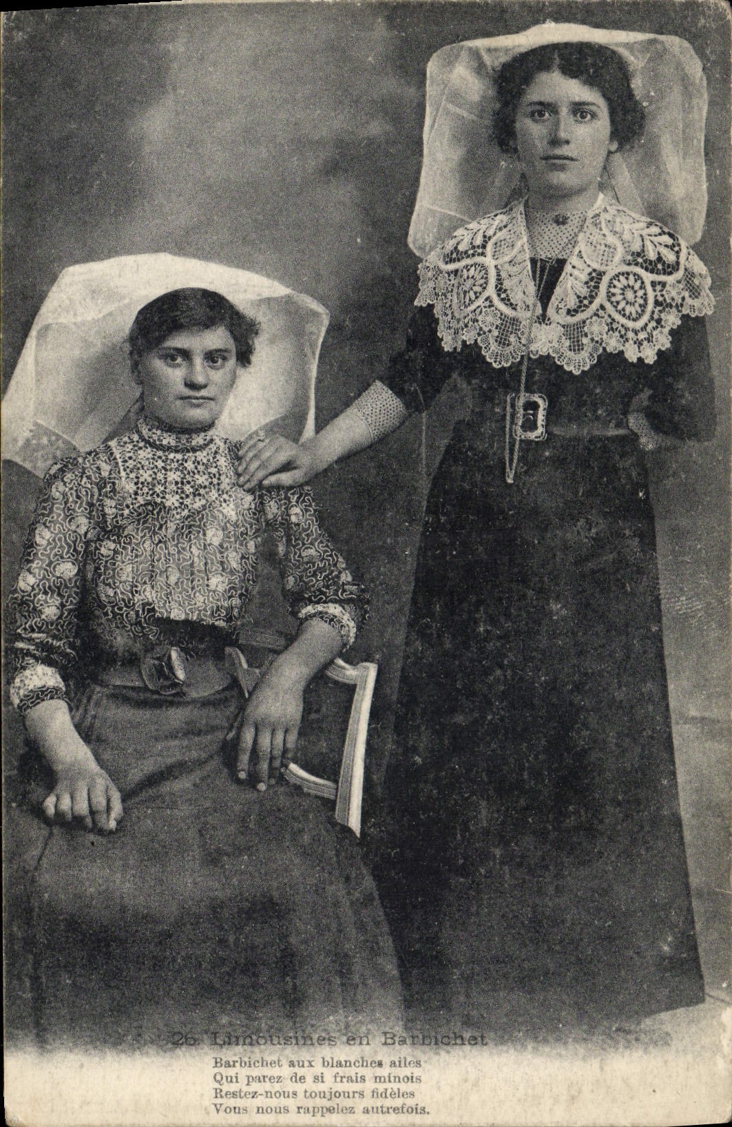 CPA Folklore Limousines en Barbichet
