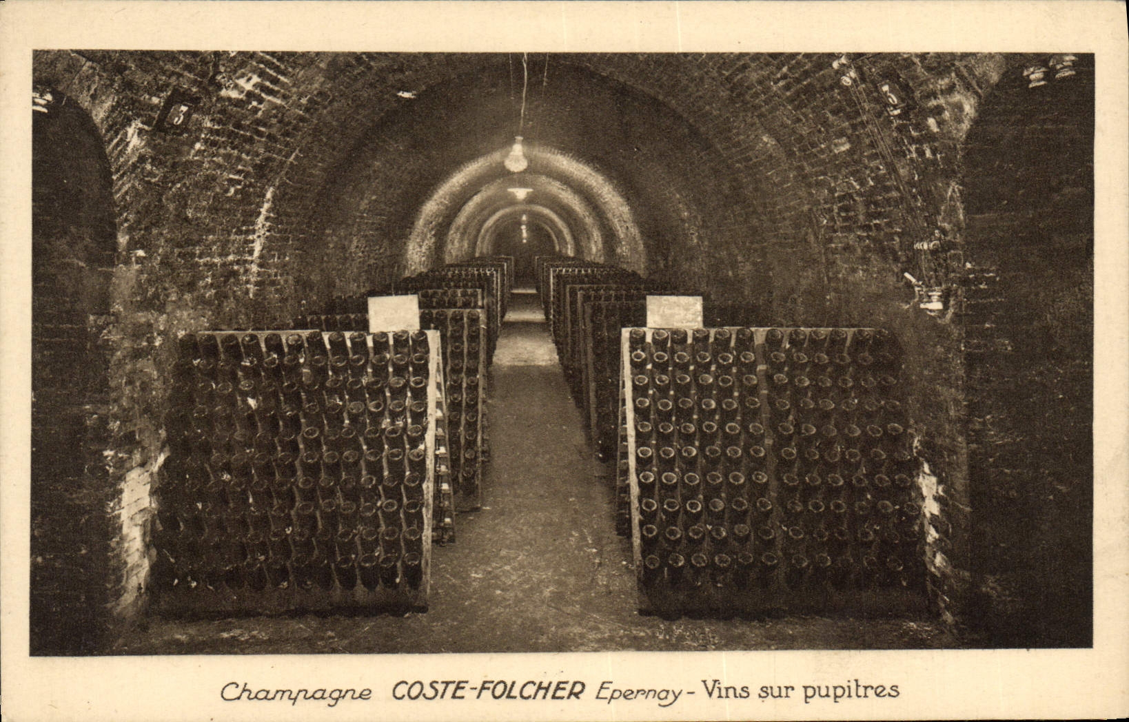 Champagne COSTE-FOLCHER - Vins sur pupitres - Épernay