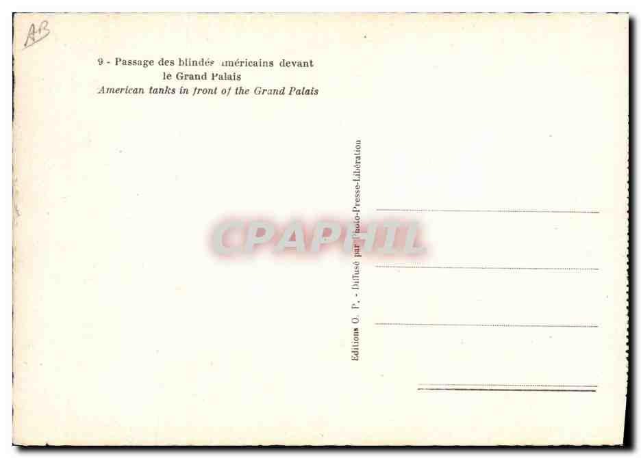CPM Militaria Paris Passage des blindes americains devant le Grand Palais Tank Char d'asaut — Rückseite