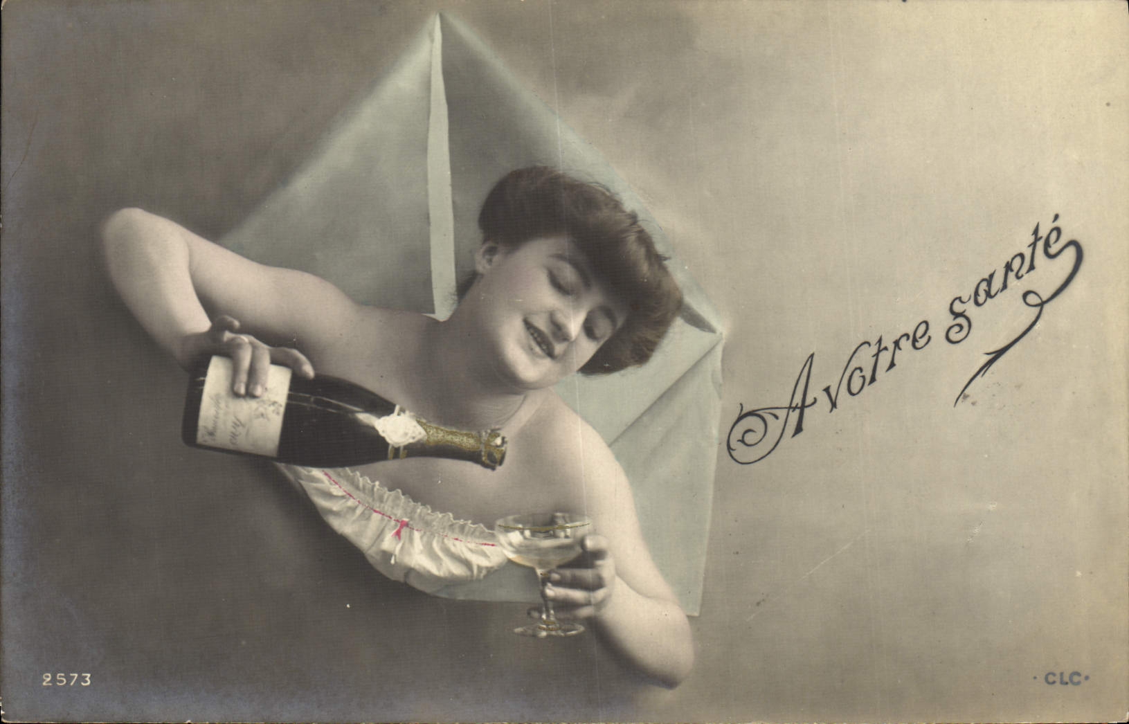 CPA Femme Champagne