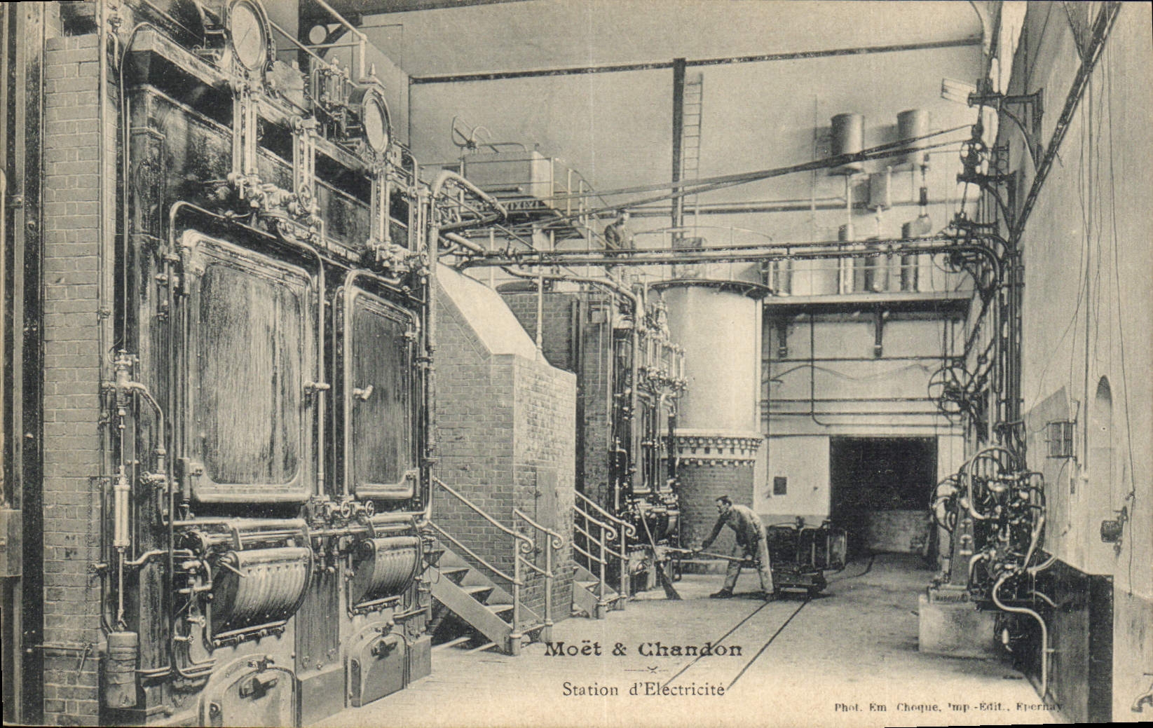 CPA Champagne Moet & Chandon Station d'electricite