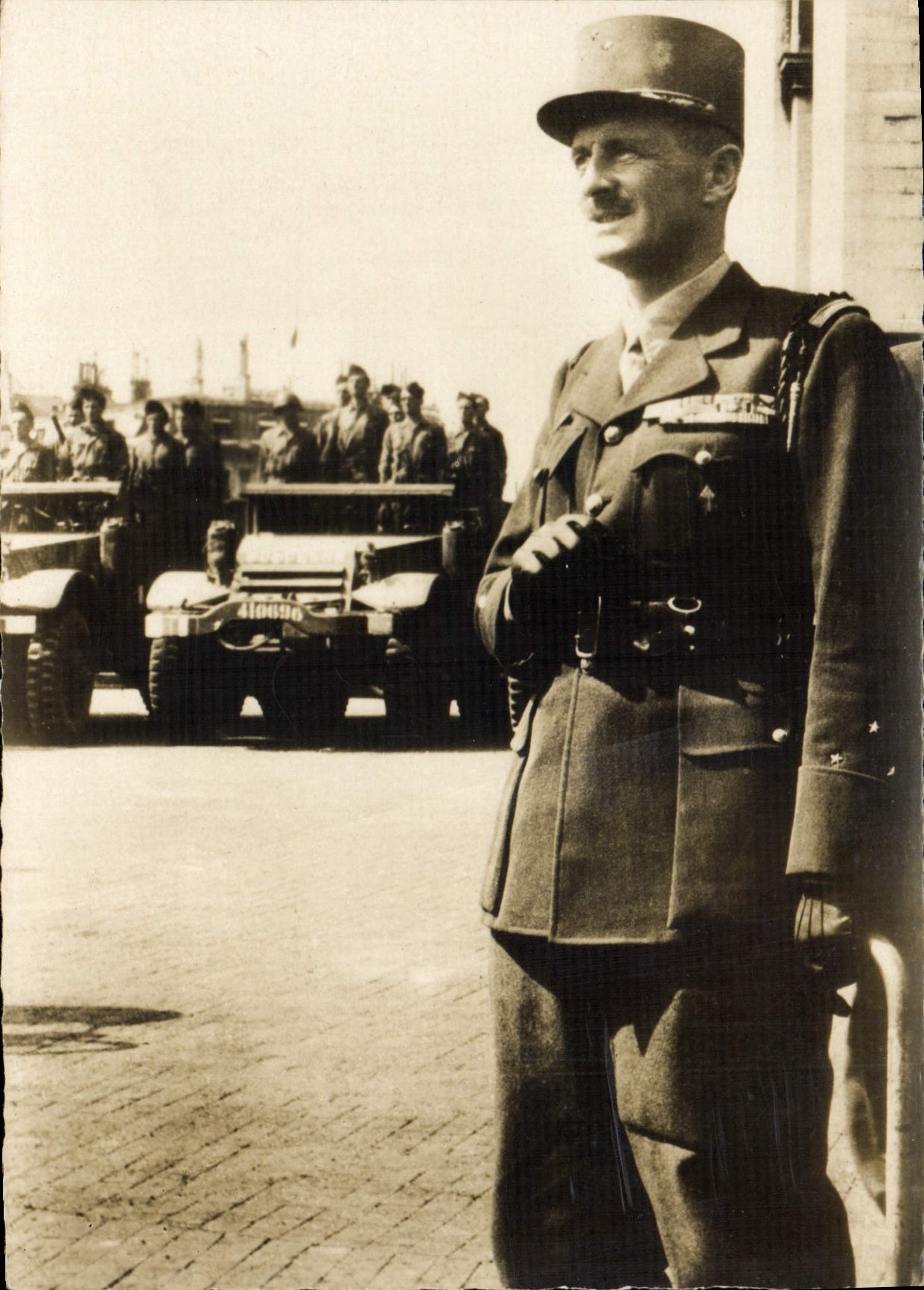 Général Leclerc — Départ de troupes — Éditions O.P. / Photo-Presses-Liberation - Recto