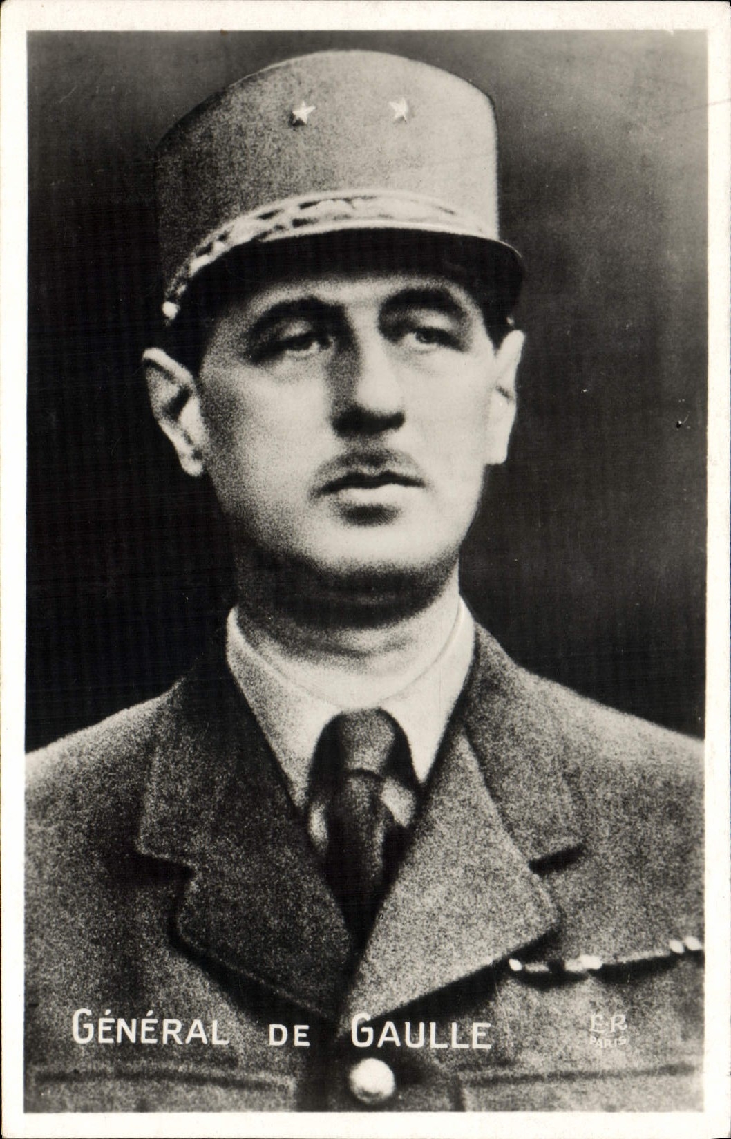Général de Gaulle — portrait militaire — E.R. Paris