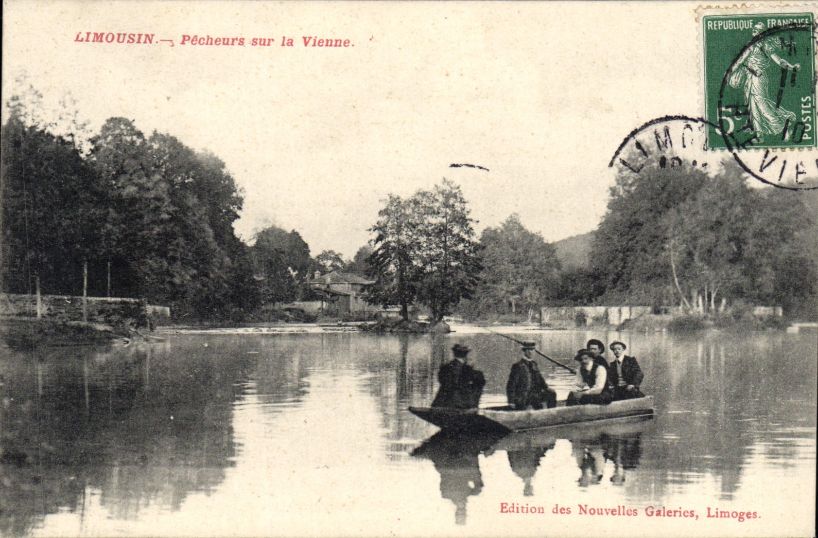 CPA Folklore Limousin Pecheurs sur la Vienne