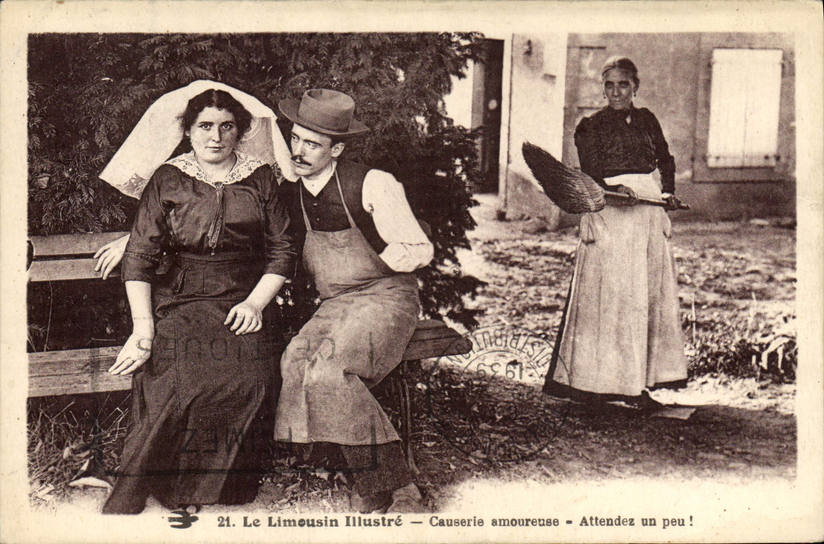 CPA Folklore Limousin Causerie amoureuse