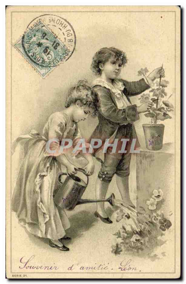 Due bambini che innaffiano delle piante — Ricordo di amicizia. Léon. Serie 31.