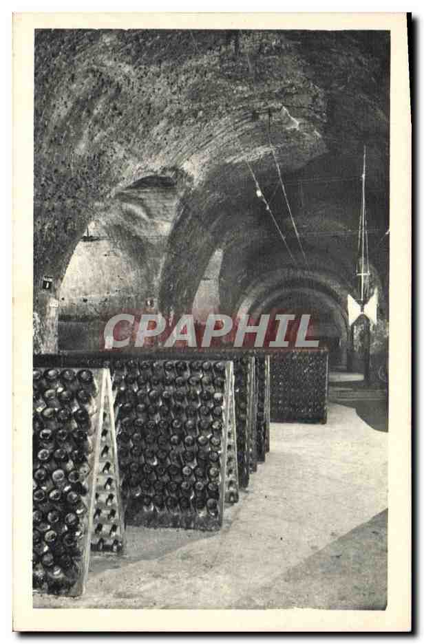 CPA Folklore Vin Vendange Champagne Moet & Chandon Visns ur pupitre durant le remuage