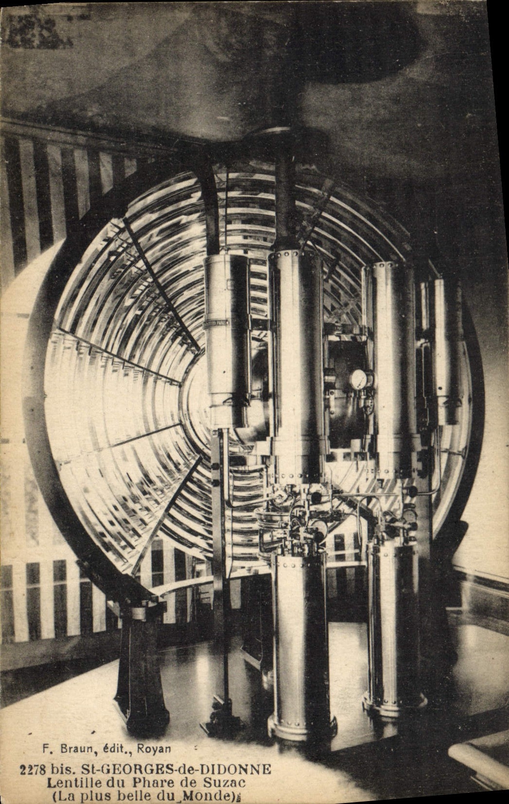 Lentille du Phare de Suzac — (La plus belle du Monde) — F. Braun, édit., Royan, n° 2278 bis
