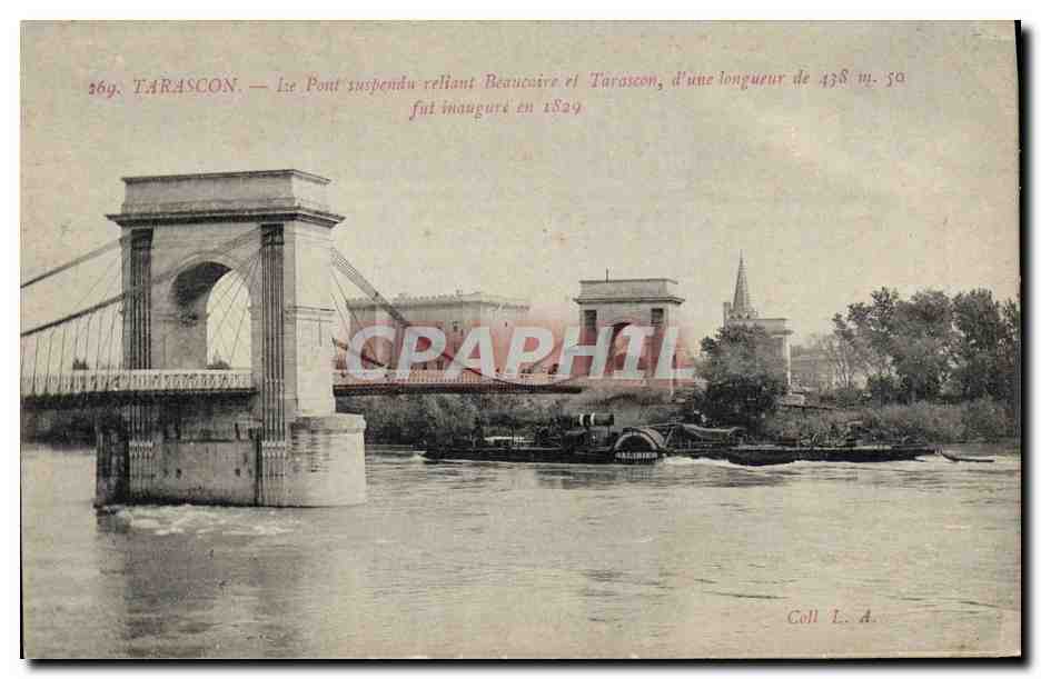 CPA Pont Tarascon Le pont suspendu reliant Beaucaire et Tarascon 