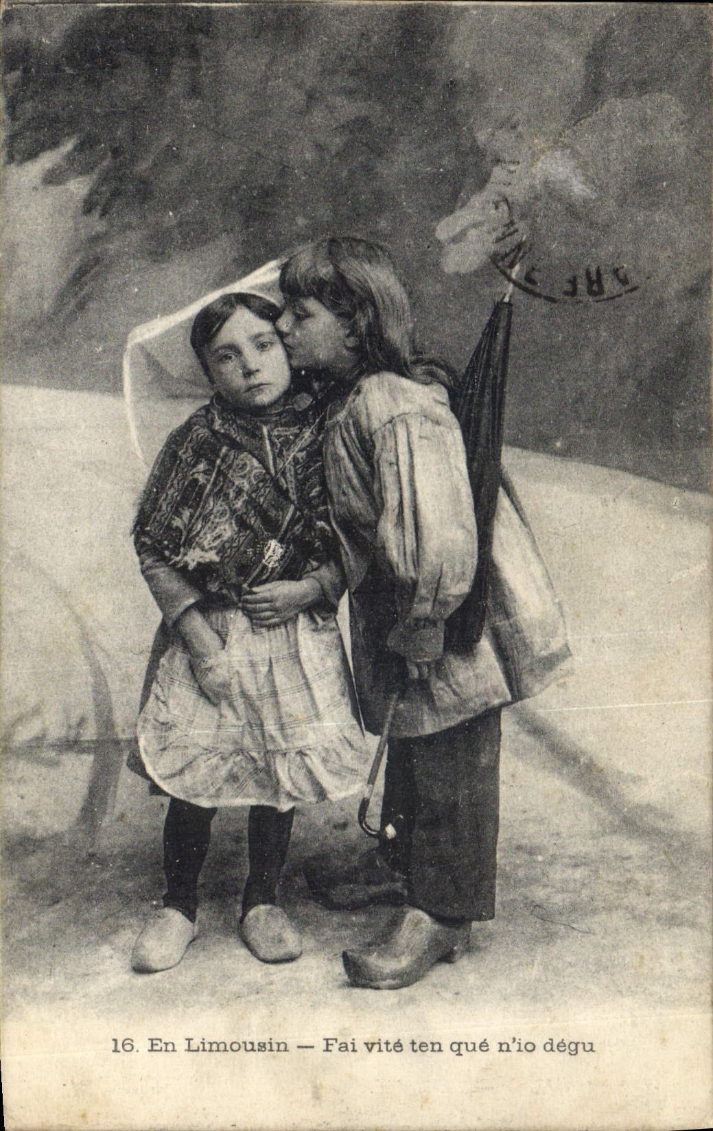 CPA Folklore Limousin Enfants