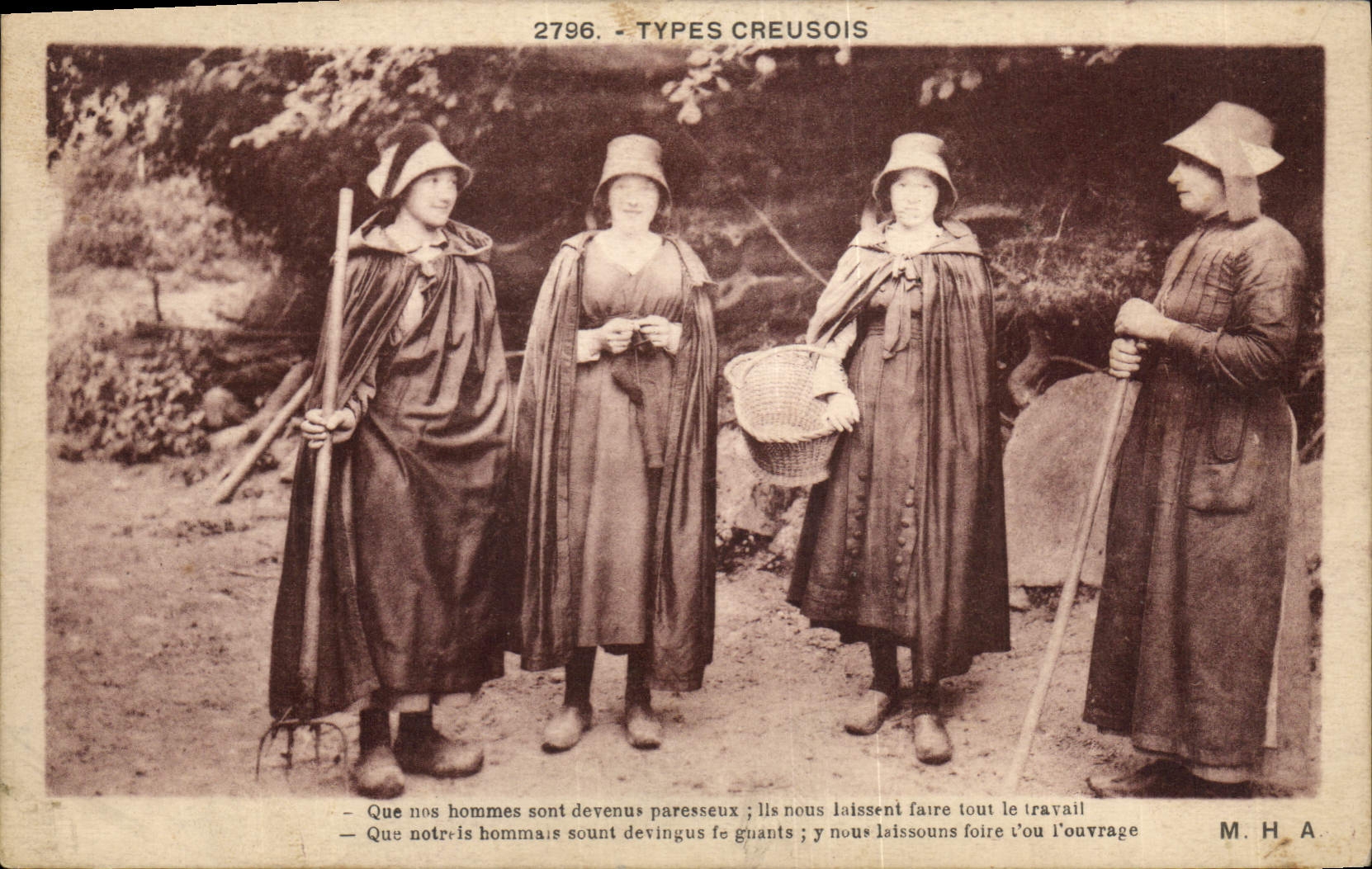 CPA Folklore Types Creusois