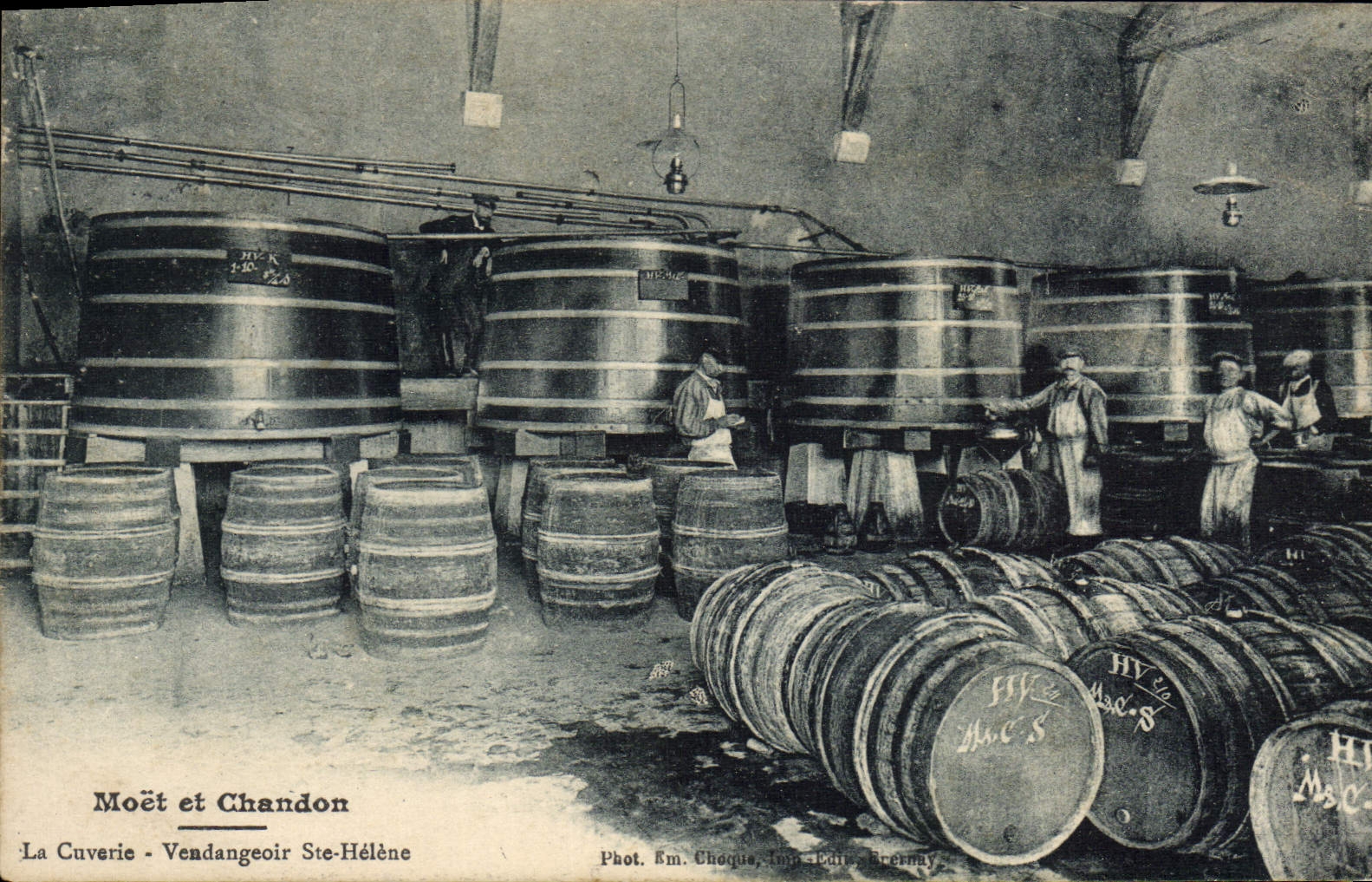La Cuverie - Vendangeoir Ste-Hélène — Moët et Chandon — Phot. Em. Choque, Aix-les-Bains, Breteny