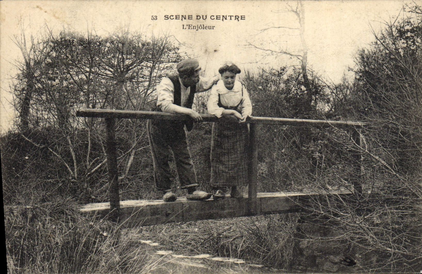 CPA Folklore Scene du Centre L'enjoleur