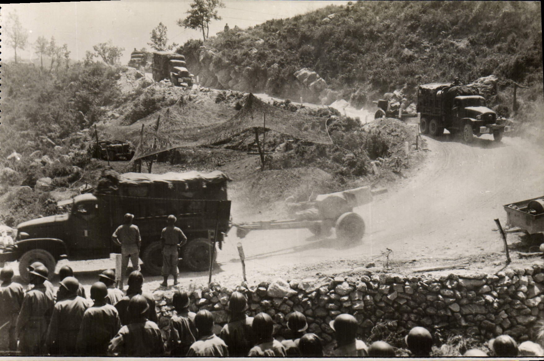 Avancée de l'artillerie française — Tunis à Sienne — Front d'Italie