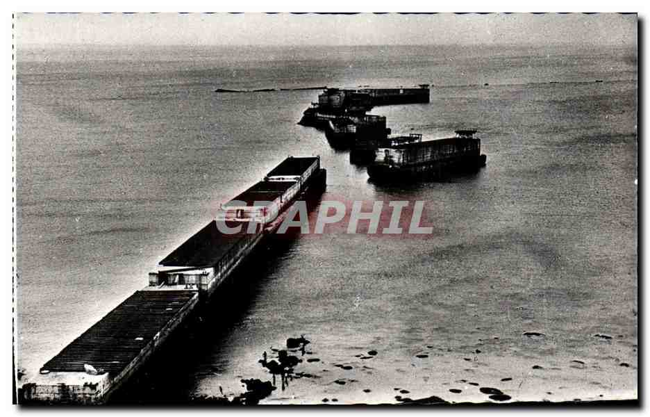 CPM Militaria Arromanches Port Winston Caissons du Port artificiel