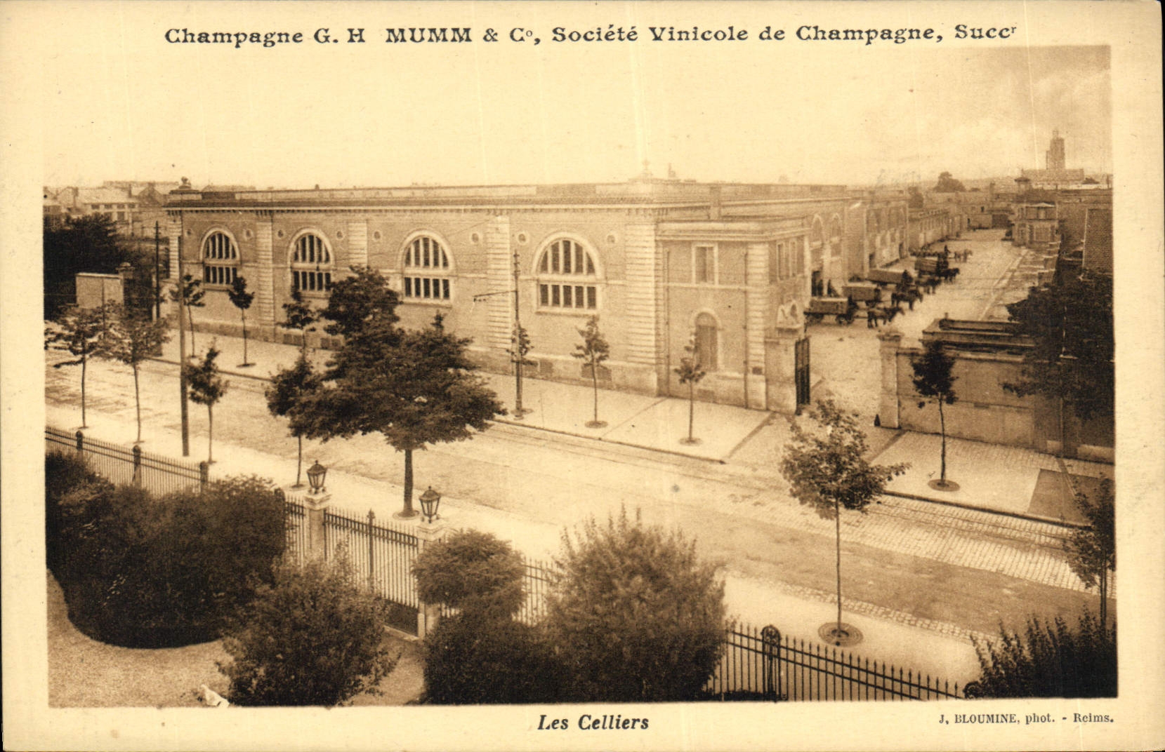 CPA Folklore Vin Vendange Champagne Mumm Les celliers