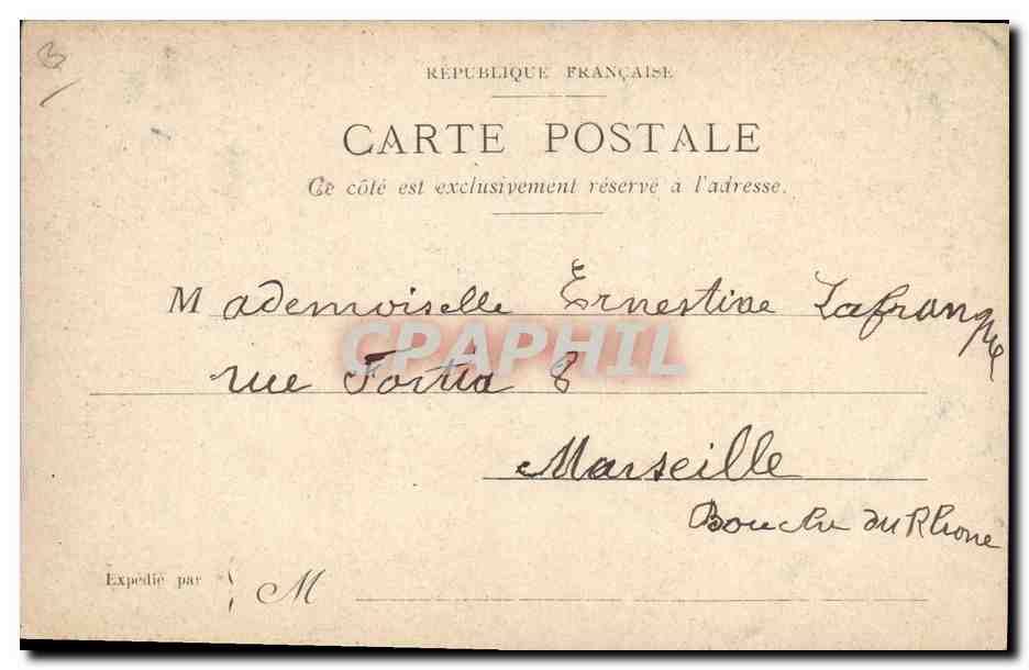 Paris — scène d'automne dans une place — éditeur non identifié, n° de série non visible — Reverso
