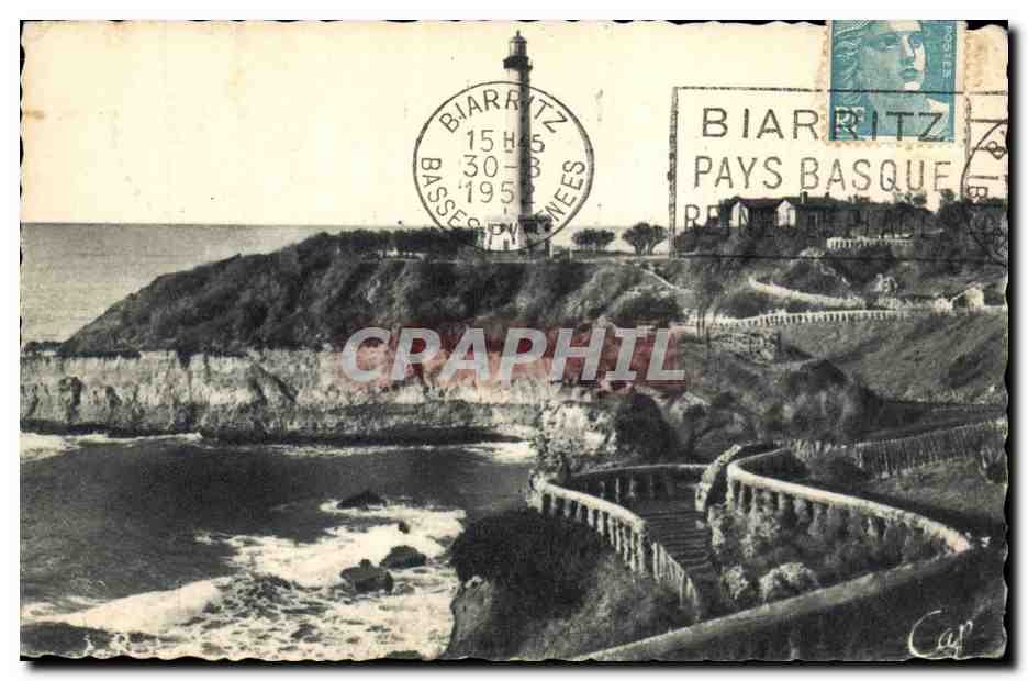 CPA Biarritz Le Phare et les nouveaux jardins