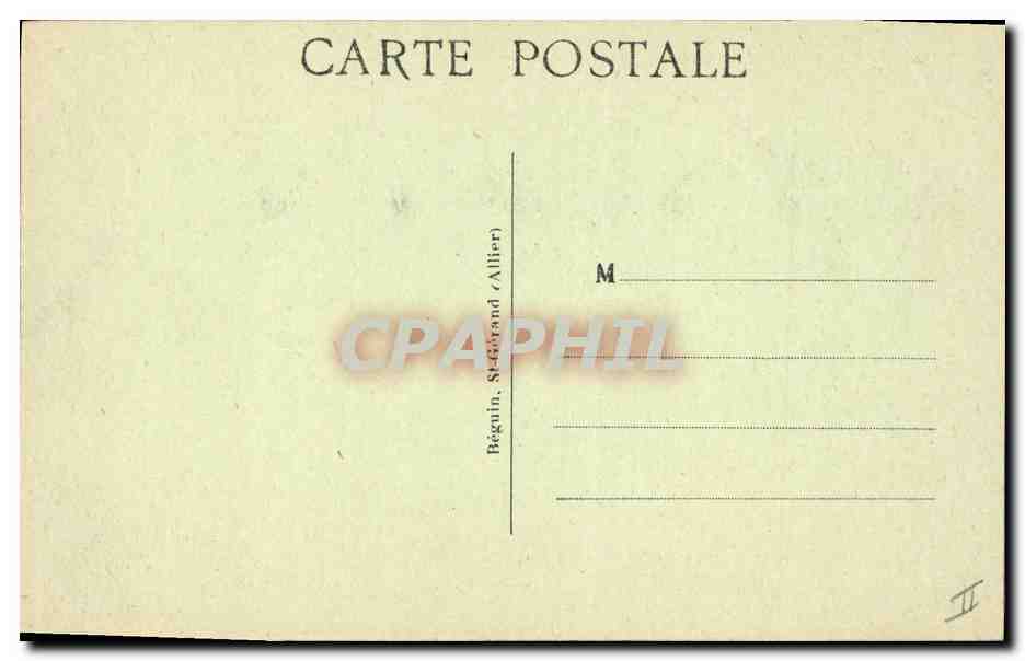 CPA Folklore Auvergne Au seuil du logis Fileuse — Verso
