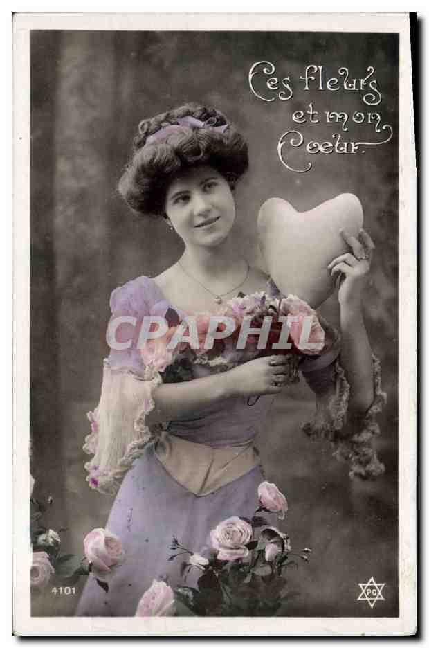 CPA Fantaisie Fleurs Femme Coeur