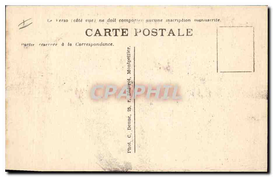 CPA Phare Le Grau du Roi Entree du port Les deux jetees Bateau — Rückseite