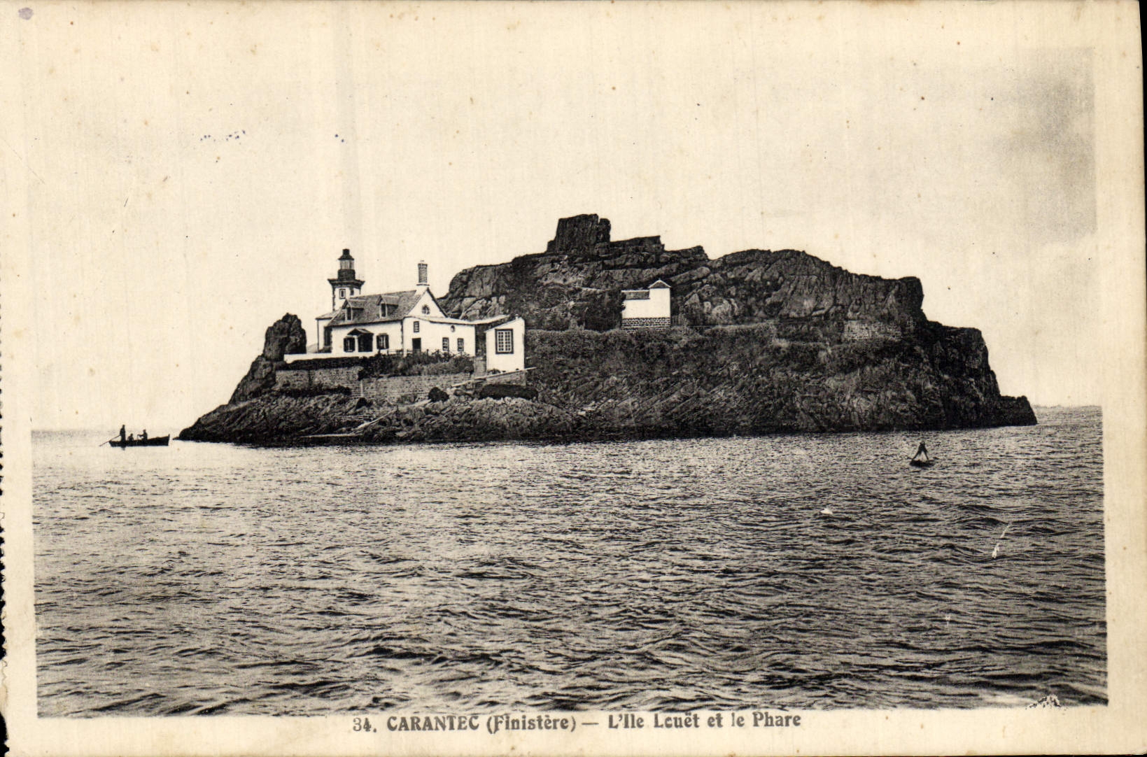 CPA Carantec L'Ile Louet et le Phare 