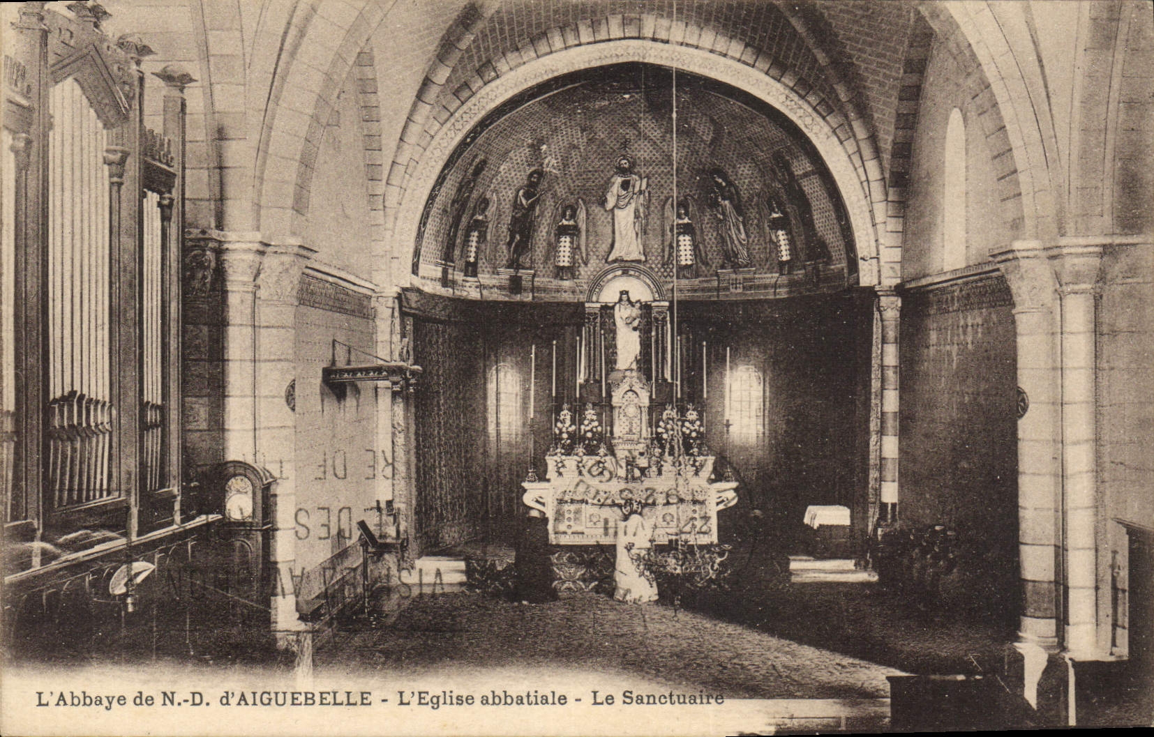 CPA Orgue Abbaye de Nd d'Aigueblle L'eglise abbatiale le sanctuaire