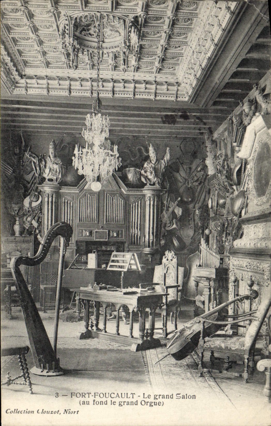 Fort-Foucault - Le grand Salon (au fond le grand Orgue) — Collection Clouzot, Niort