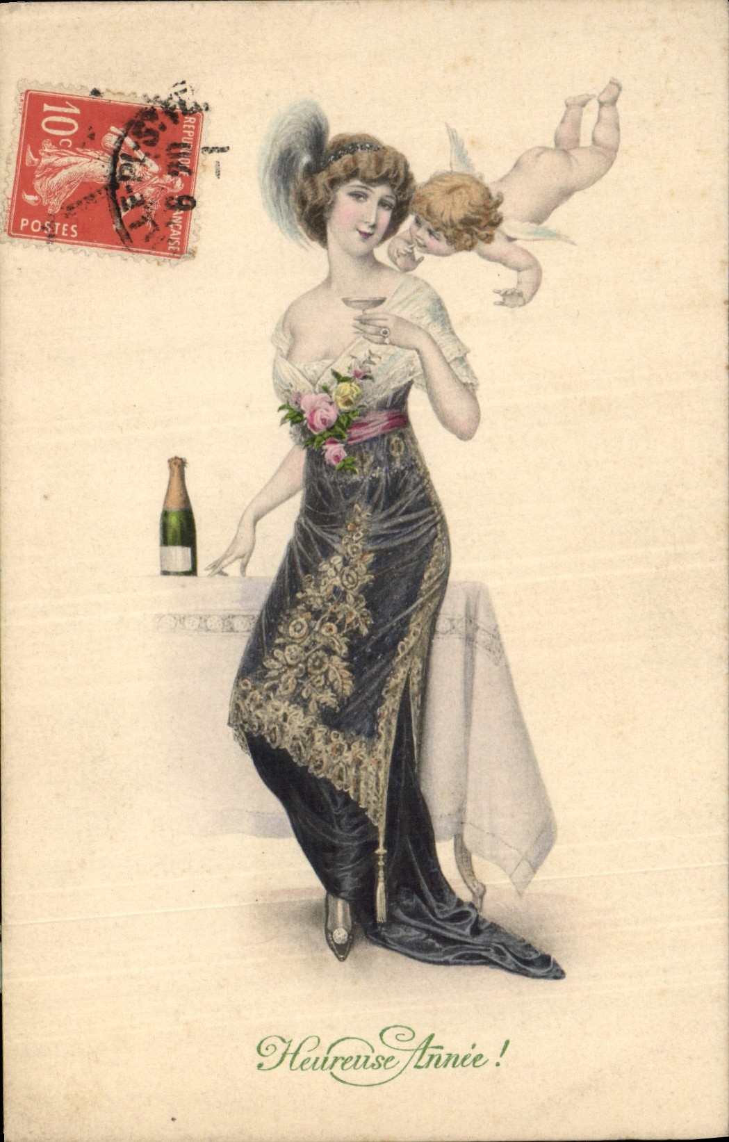 Femme en robe sombre avec cupidon — 'Heureuse Année !' — M.M. Vienne, n°707