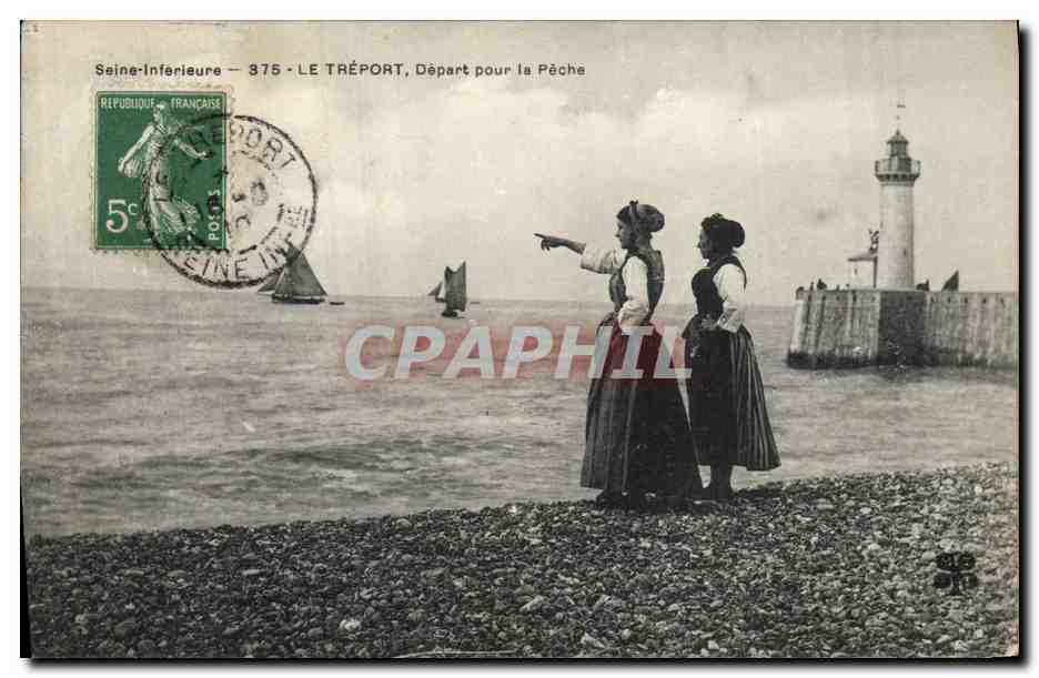 CPA Phare Le Treport Depart pour la peche Bateau