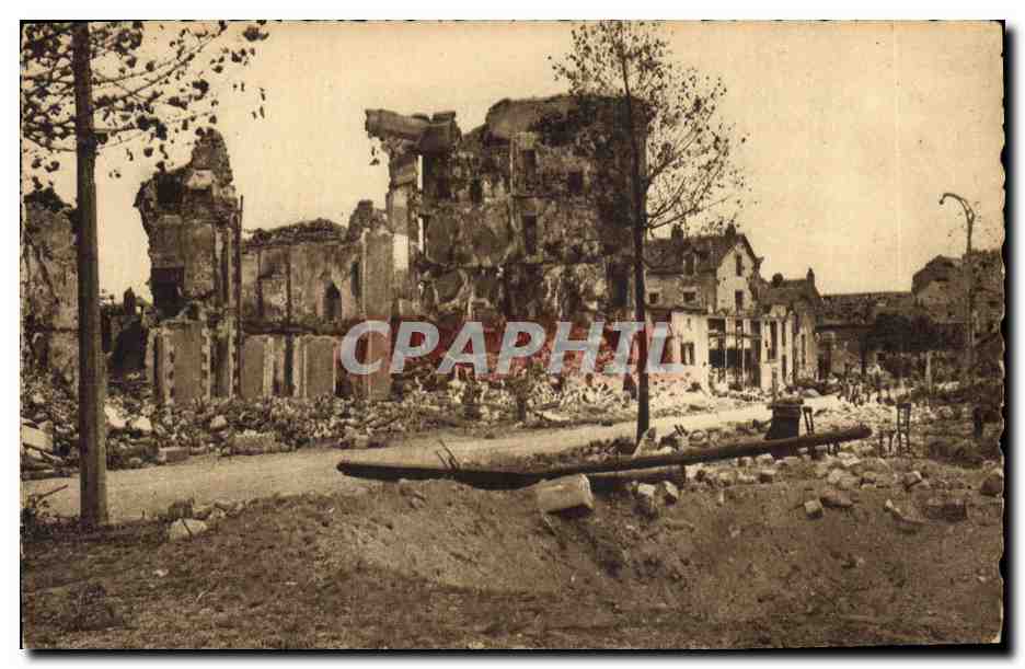 CPM Militaria Nantes apres les bombardements le Quai Malakoff