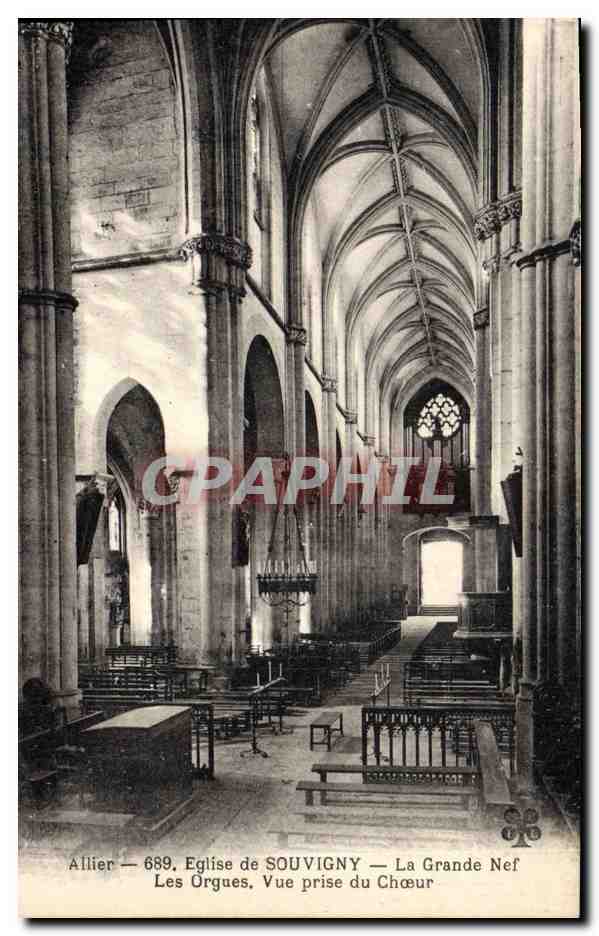 CPA Orgue Eglise de Souvigny La grande nef Les orgues Vue prise du choeur 