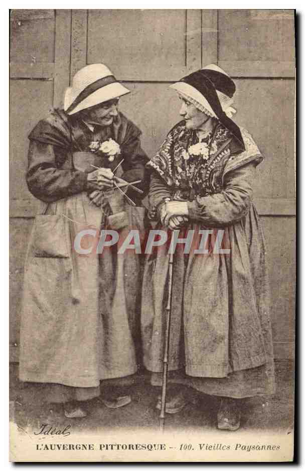 CPA Folklore Auvergne Vieilles paysannes