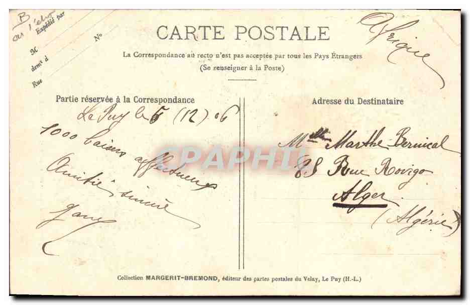CPA Folklore le Velay Type de la Fermiere vendant ses denrees au marche — Verso