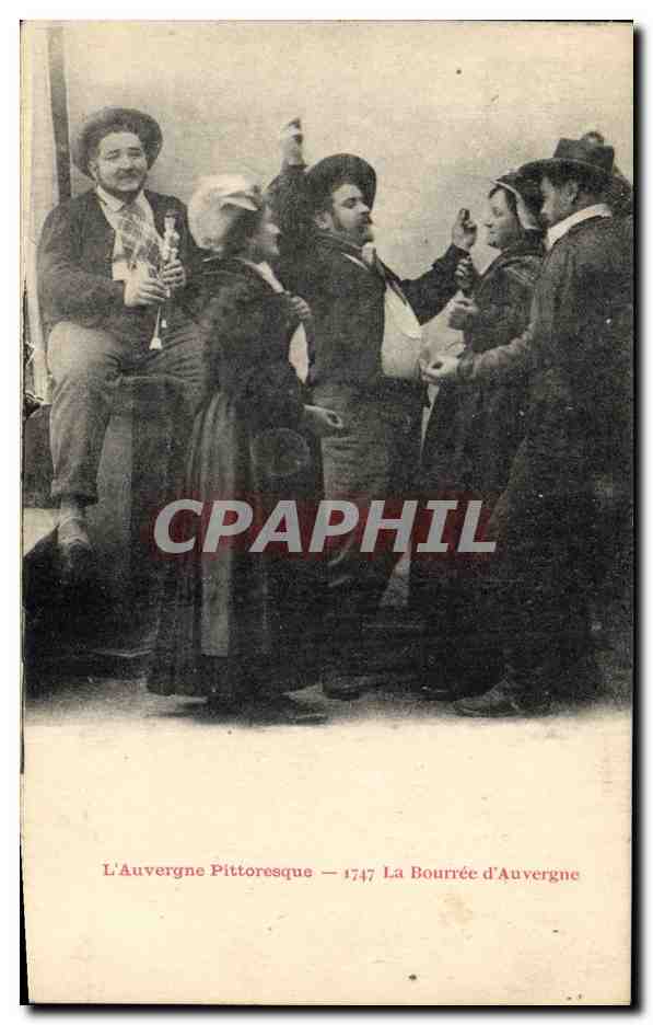CPA Folklore Auvergne La bourree d'Auvergne