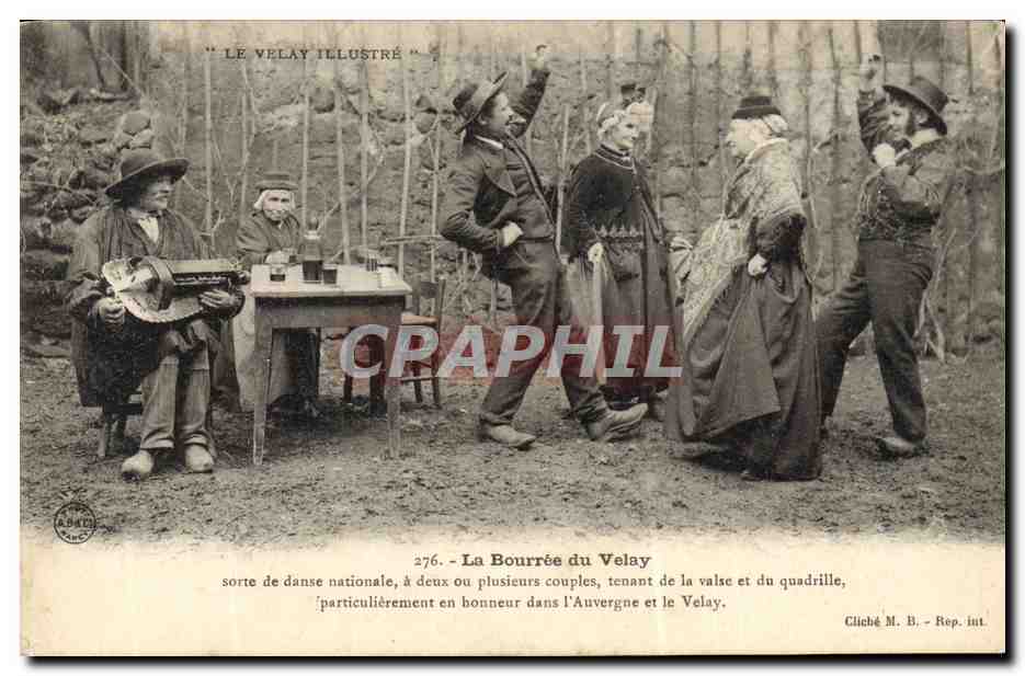 CPA Folklore Le Velay La Bourree du Velay 