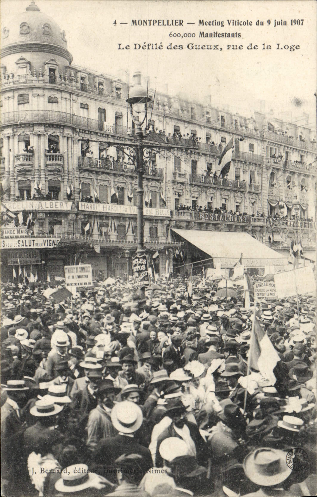 CPA Vin Vendanges Montpellier Meeting viticole du 9 juin 1907 Le defile des gueux rue de la Loge TOP