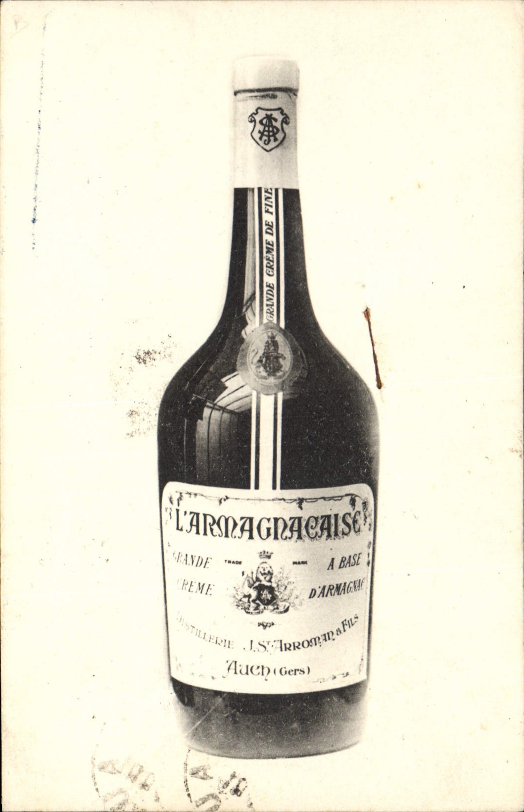 Bouteille d'Armagnac — Distillerie J. St. Arroman & Fils — Auch (Gers)