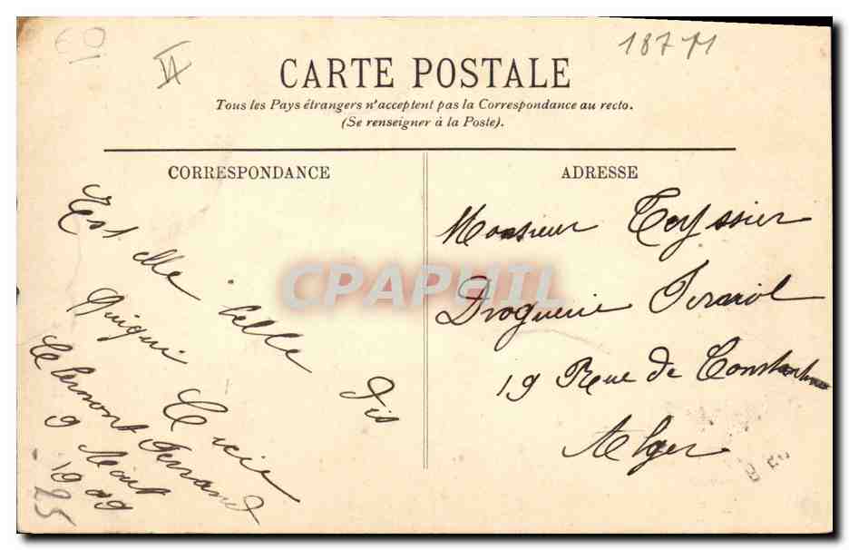 CPA Folklore Auvergne Vieille paysanne  — Verso