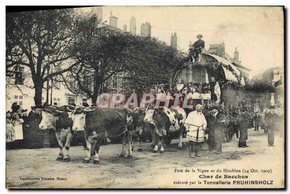 CPA Vin Vendanges Fete de la vigne et du Houblon 24 oct 1909 Char de Bacchus Tonnellerie Fruhinsholz