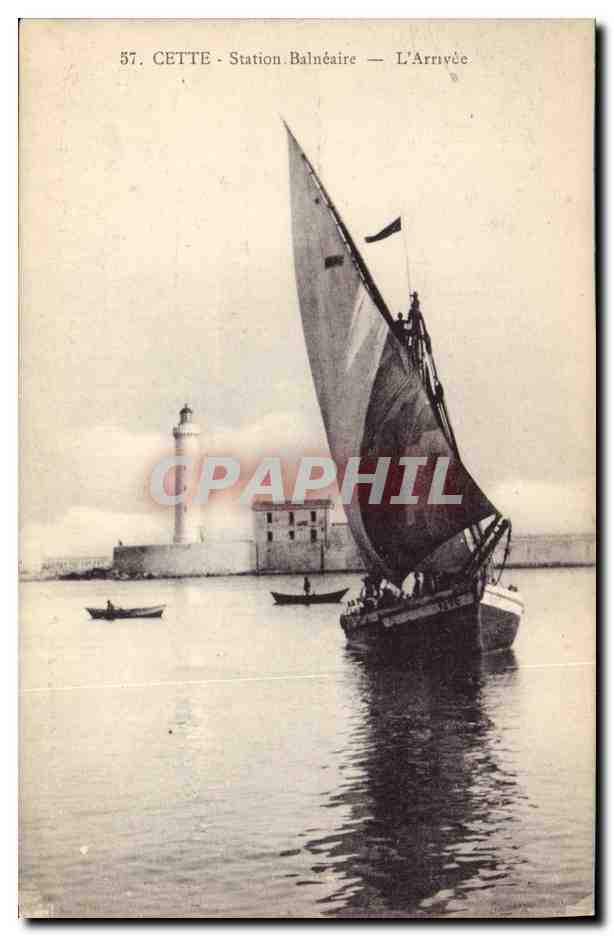 CPA Phare Cette Station balneaire L'arrivee Bateau