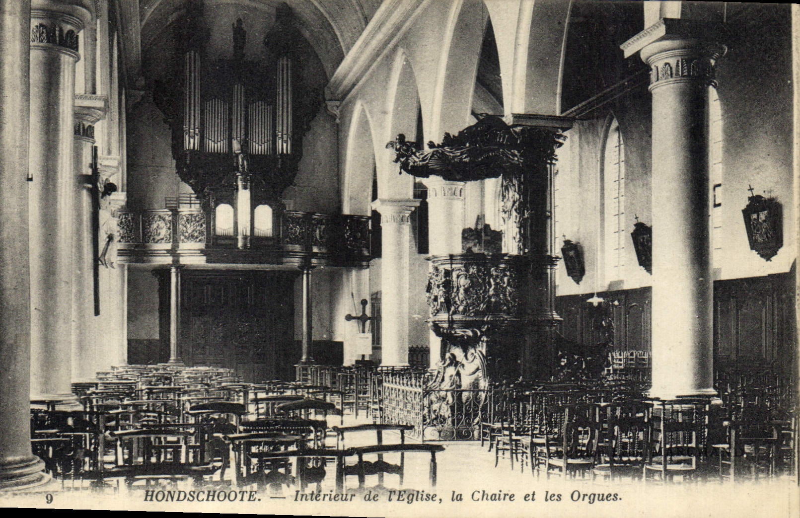 CPA Orgue Hondschoote Interieur de l'eglise la chaire et les orgues 