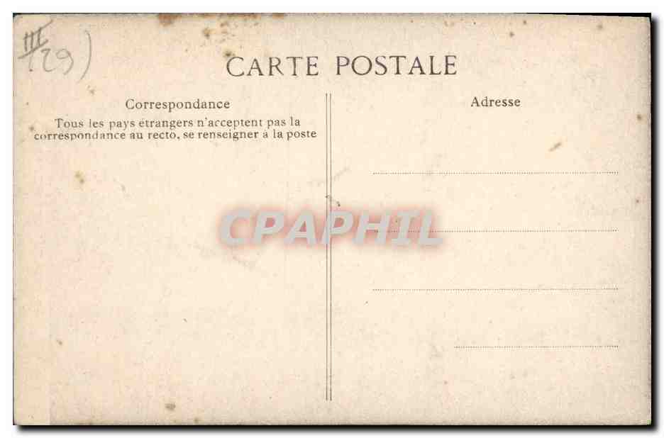 CPA Folklore Costumes bretons Environs de Concarneau Jeune femme en priere — Verso