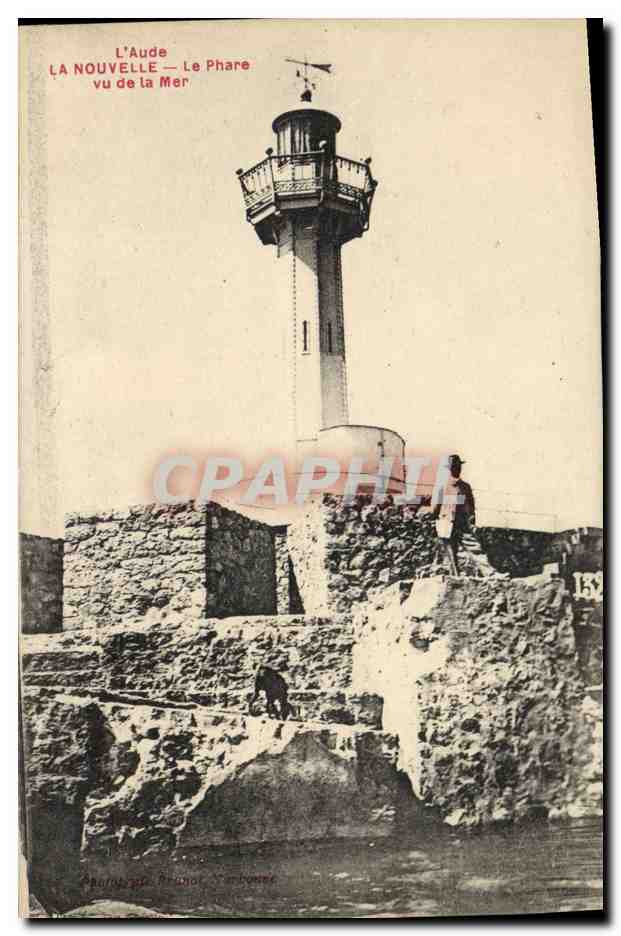 CPA La Nouvelle Le Phare vu de la mer