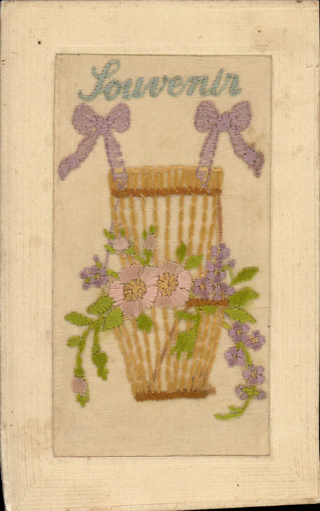 CPA Fantaisie Toilee Fleurs 