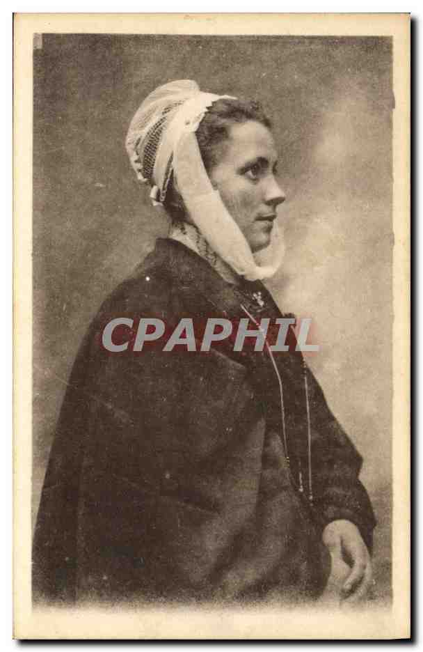 CPA Folklore Jeune fille de St Pol de Leon et Roscoff