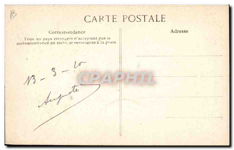 CPA Folklore Pays du Leon Jeune fille de Lampaul et Guimiliau — Verso