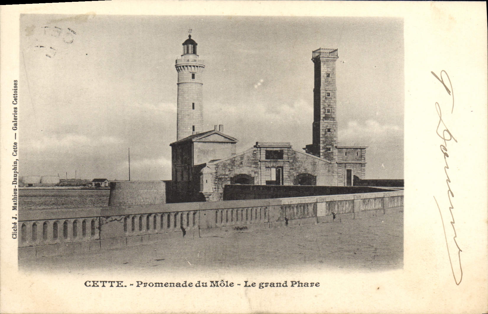 CETTE - Promenade du Môle - Le grand Phare — Cliché J. Mathien-Dauphin, Cattes